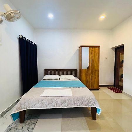 7Fort Homestay Athirappilly Bagian luar foto