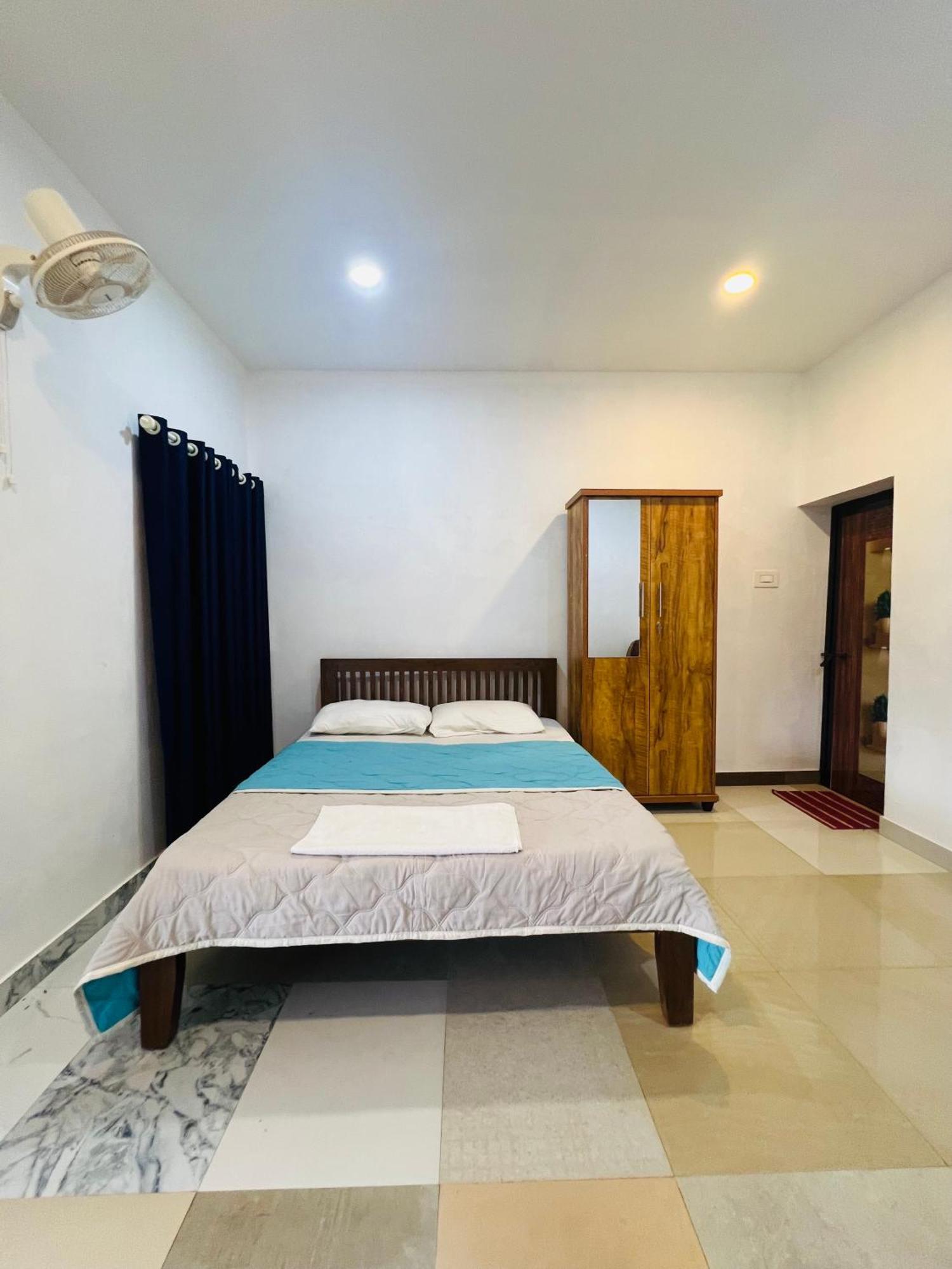 7Fort Homestay Athirappilly Bagian luar foto